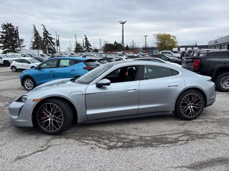 Porsche Taycan 4S  CARFAX, снимка 2 - Автомобили и джипове - 54466758