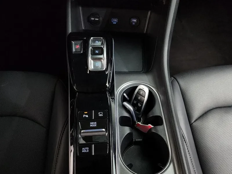 Hyundai Sonata 2.0 - ���� 30% ����� | Mobile.bg � ����������� 9