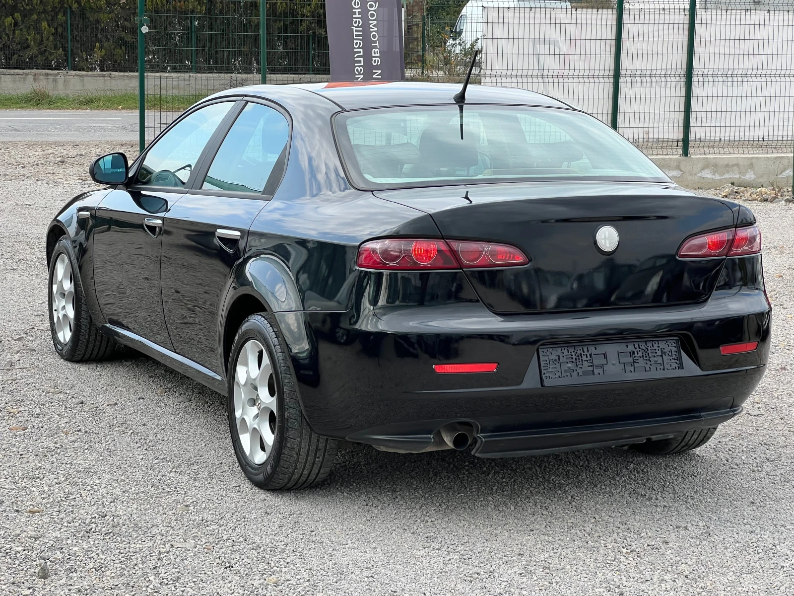 Alfa Romeo 159  - изображение 6