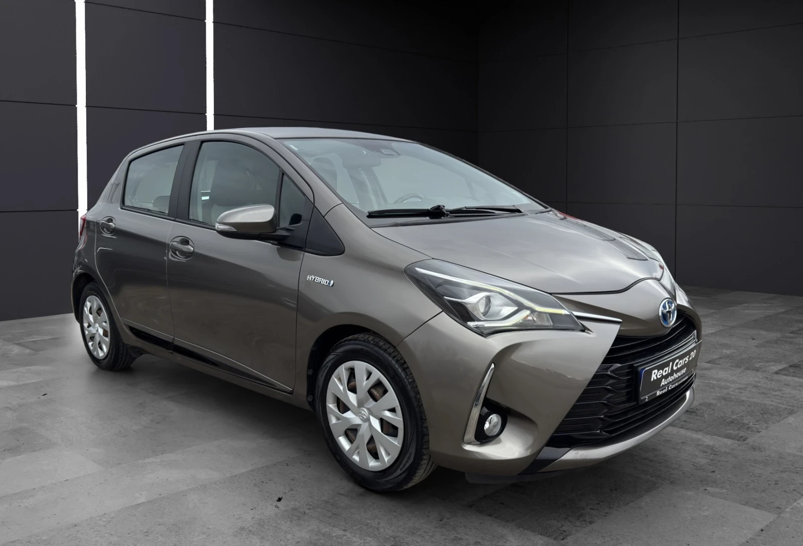 Toyota Yaris 1, 5HYBRID* NAVI* CAMERA* DISTR - изображение 3