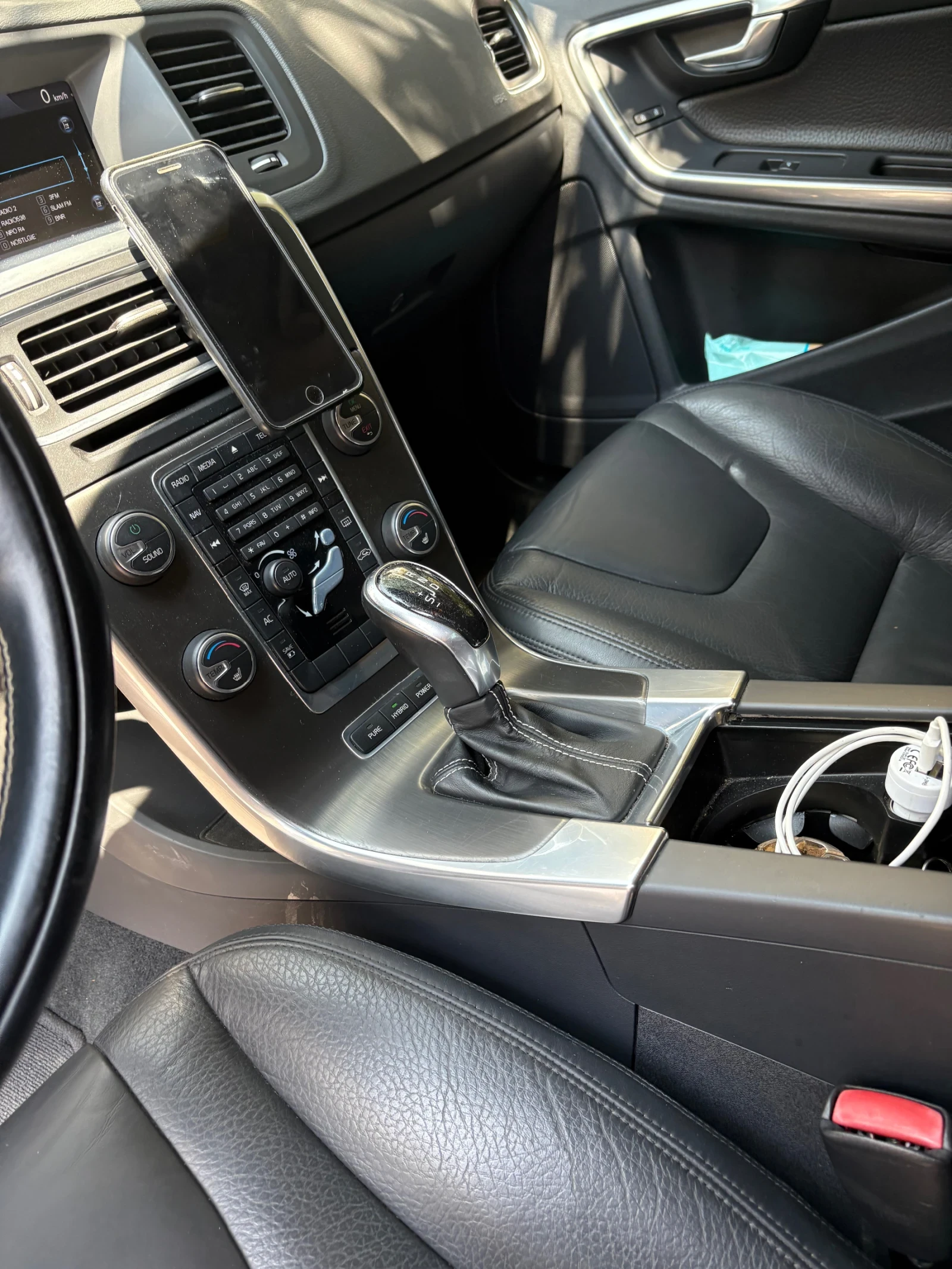 Volvo V60  - изображение 5