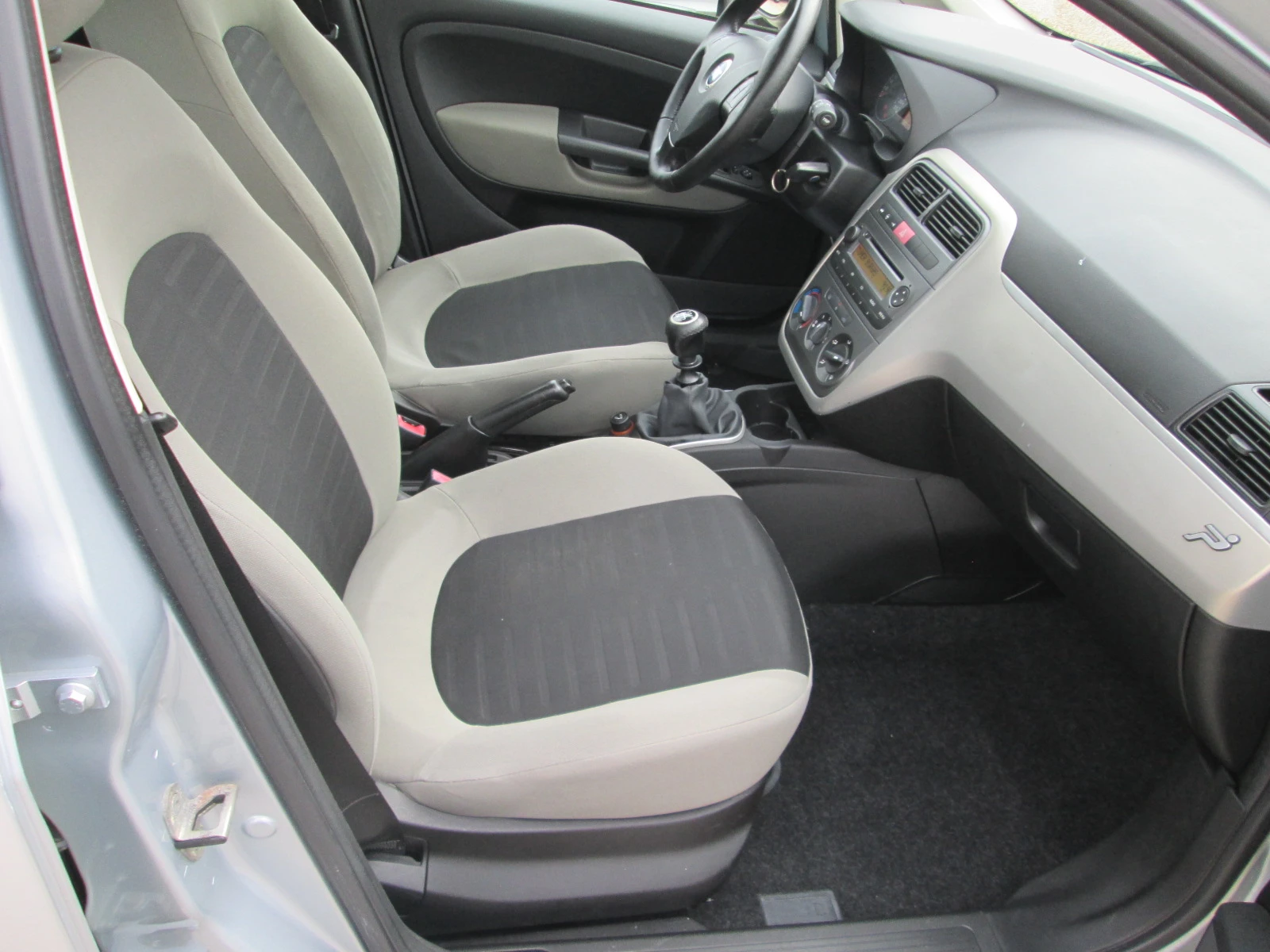 Fiat Punto 1.2I KLIMA | Mobile.bg   16