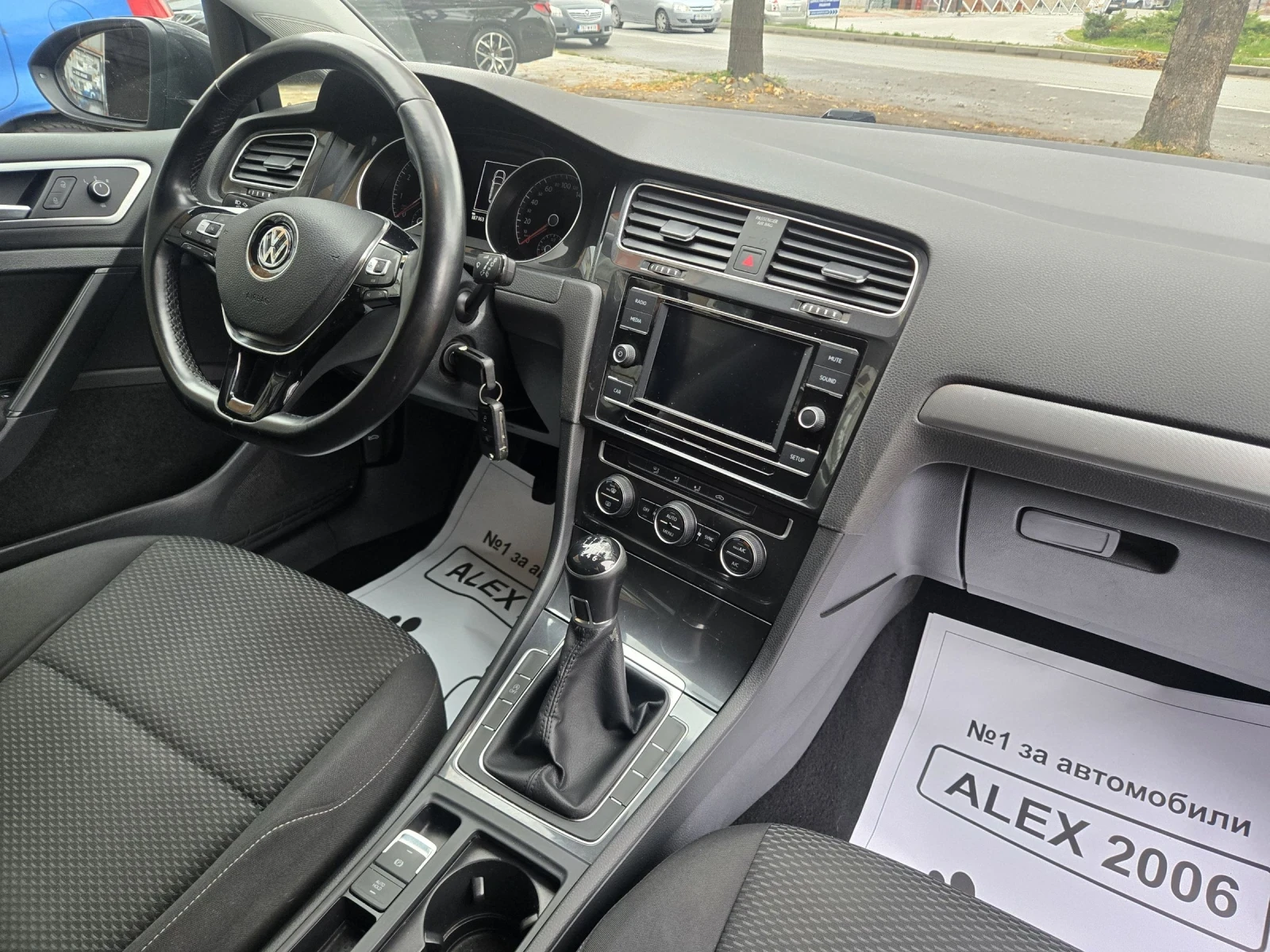 VW Golf | Mobile.bg   9