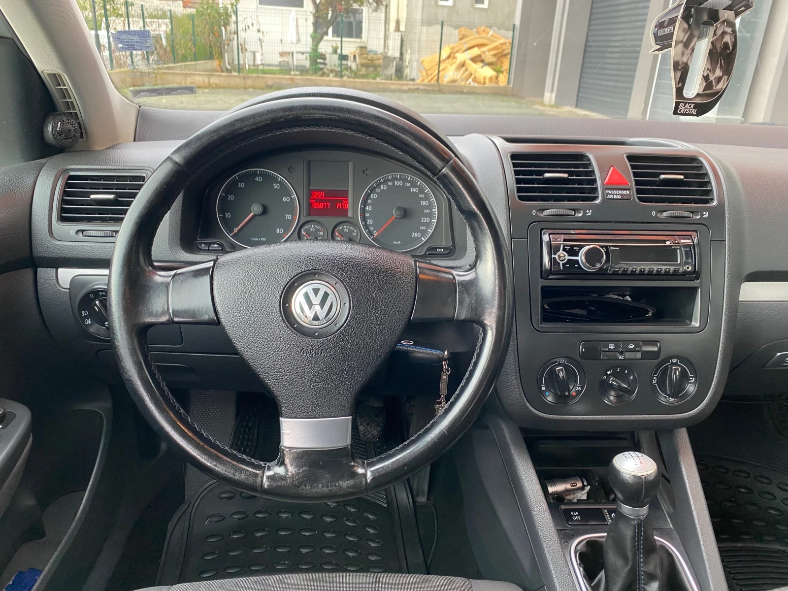 VW Golf 1.6  | Mobile.bg   9