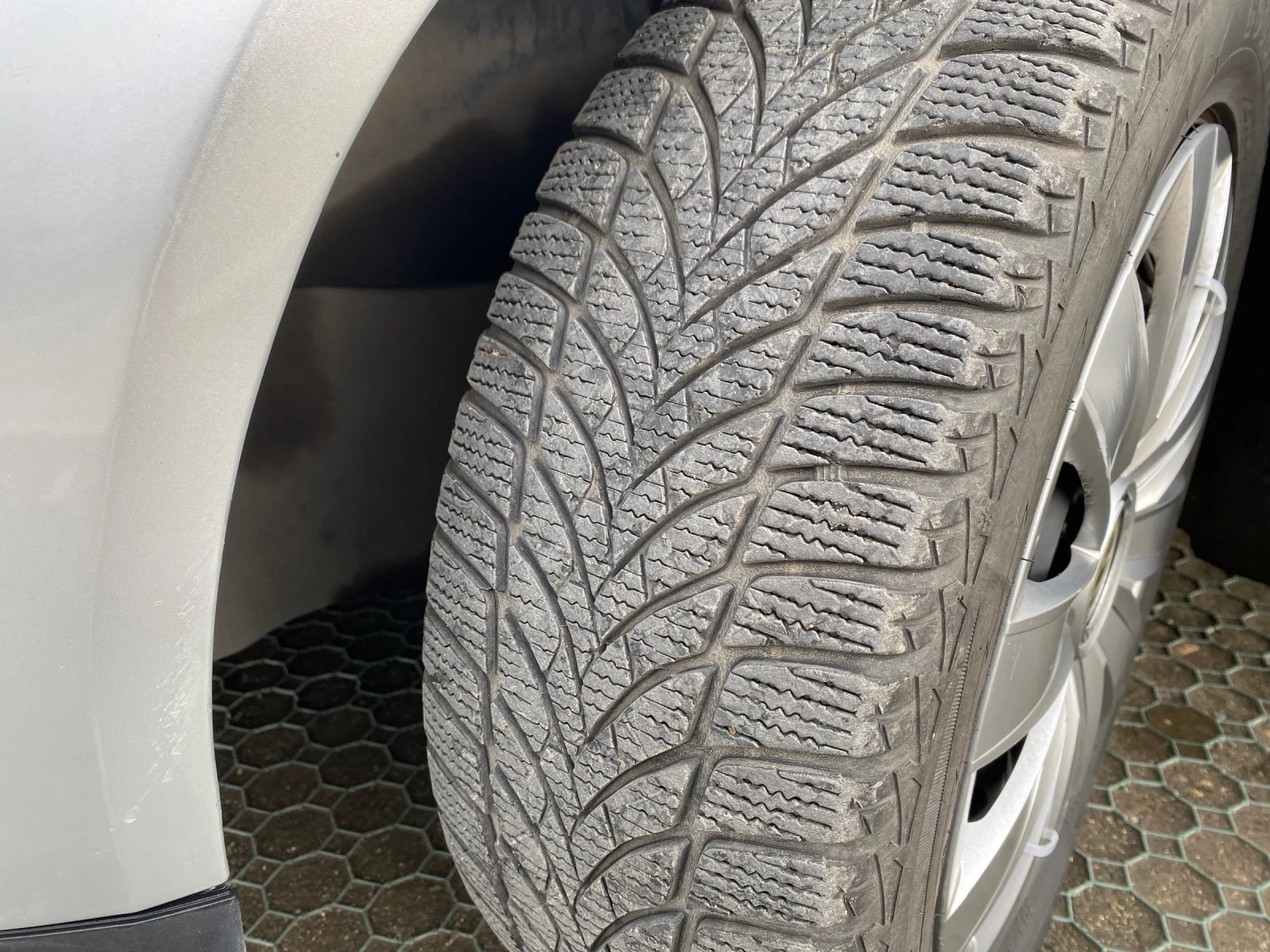 VW Golf 1.6  | Mobile.bg   14