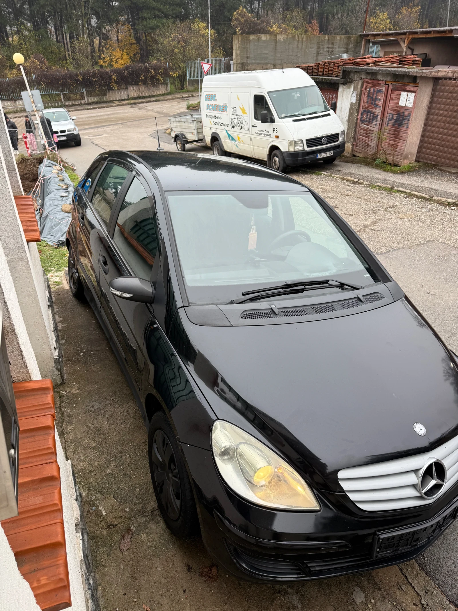 Mercedes-Benz B 180 Регистриран - изображение 3