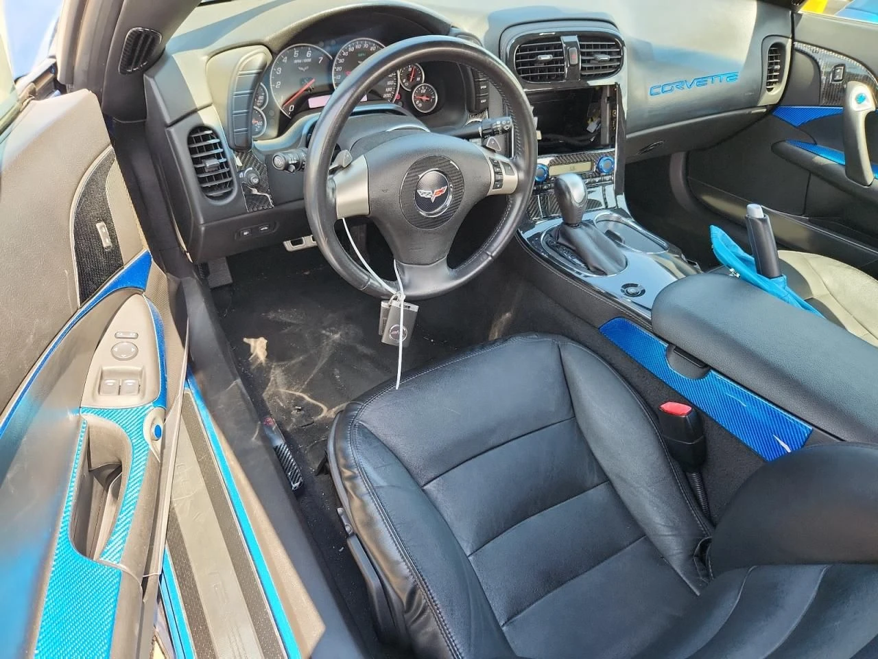 Chevrolet Corvette  - изображение 8