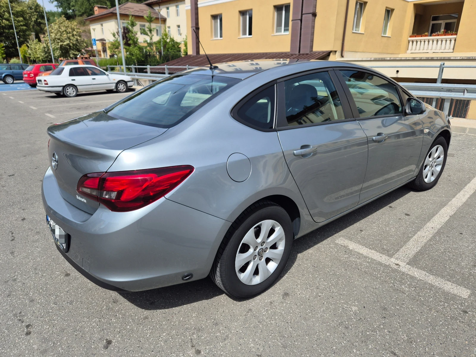 Opel Astra J 1.6 ��� + ������ | Mobile.bg � ����������� 4