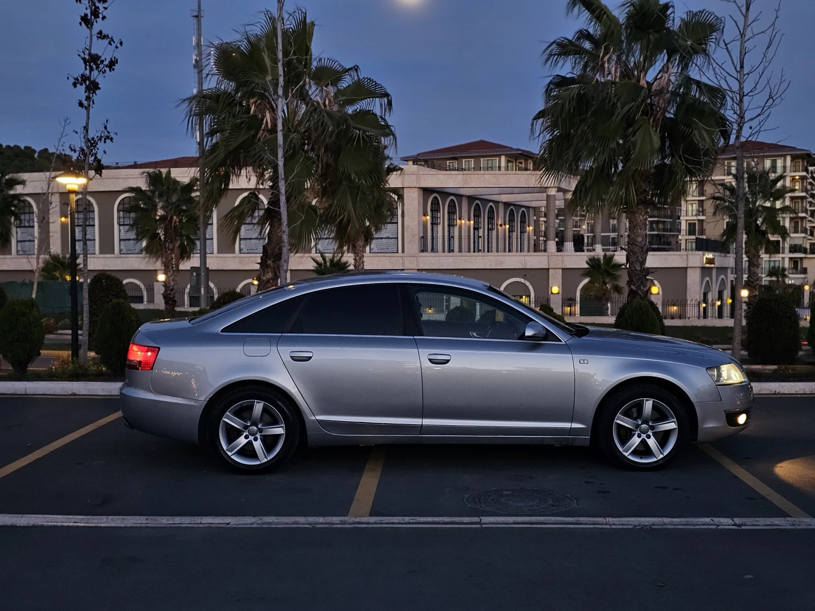 Audi A6, снимка 10 - Автомобили и джипове - 54084174