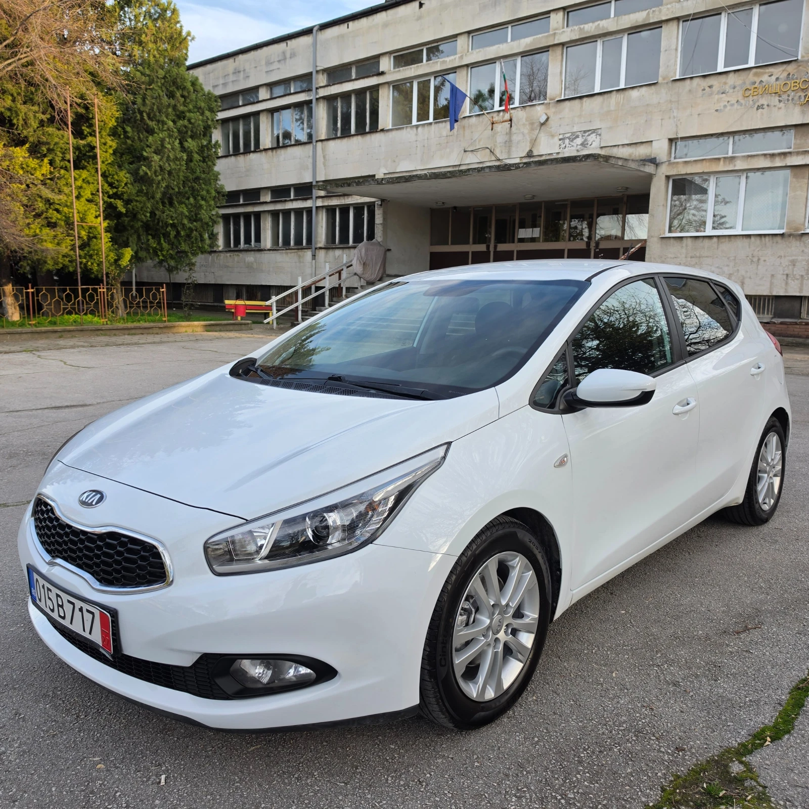 Kia Ceed 1.4CRDI, снимка 17 - Автомобили и джипове - 54116108