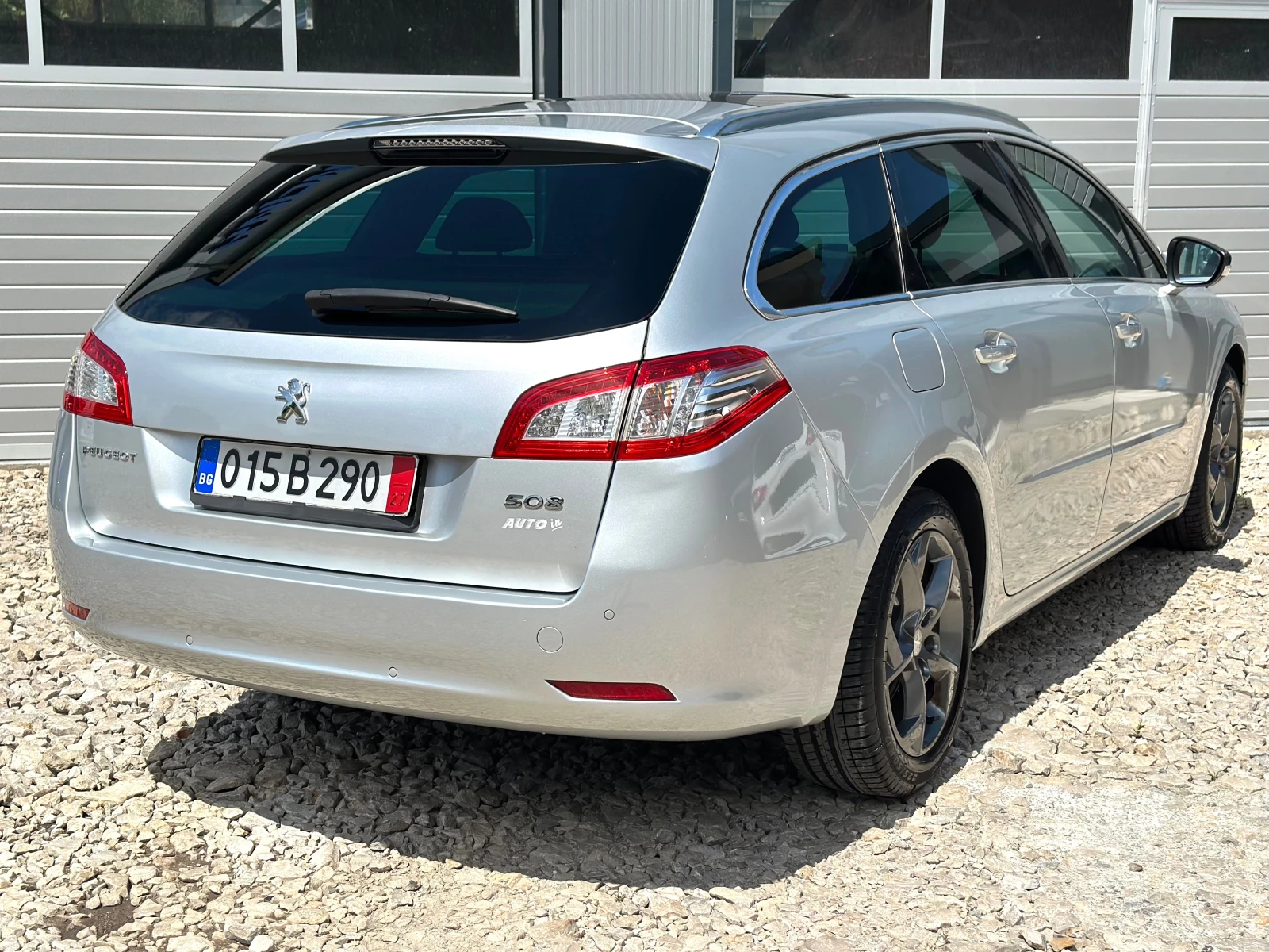 Peugeot 508 2.0HDI 180кс ФЕЙСЛИФТ ПАНОРАМА KEYLESS НАВИ, снимка 6 - Автомобили и джипове - 54672318