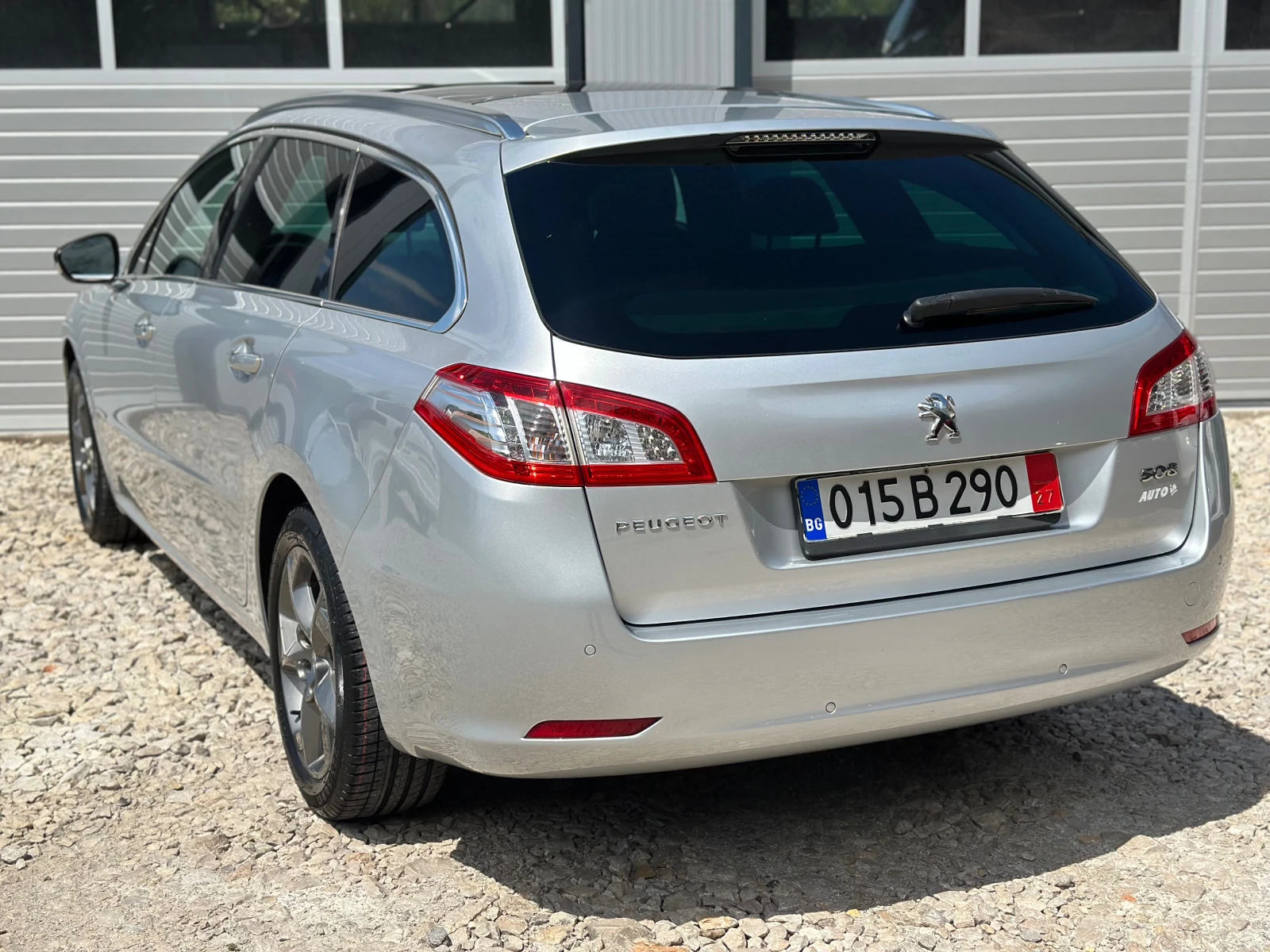 Peugeot 508 2.0HDI 180кс ФЕЙСЛИФТ ПАНОРАМА KEYLESS НАВИ, снимка 5 - Автомобили и джипове - 54672318