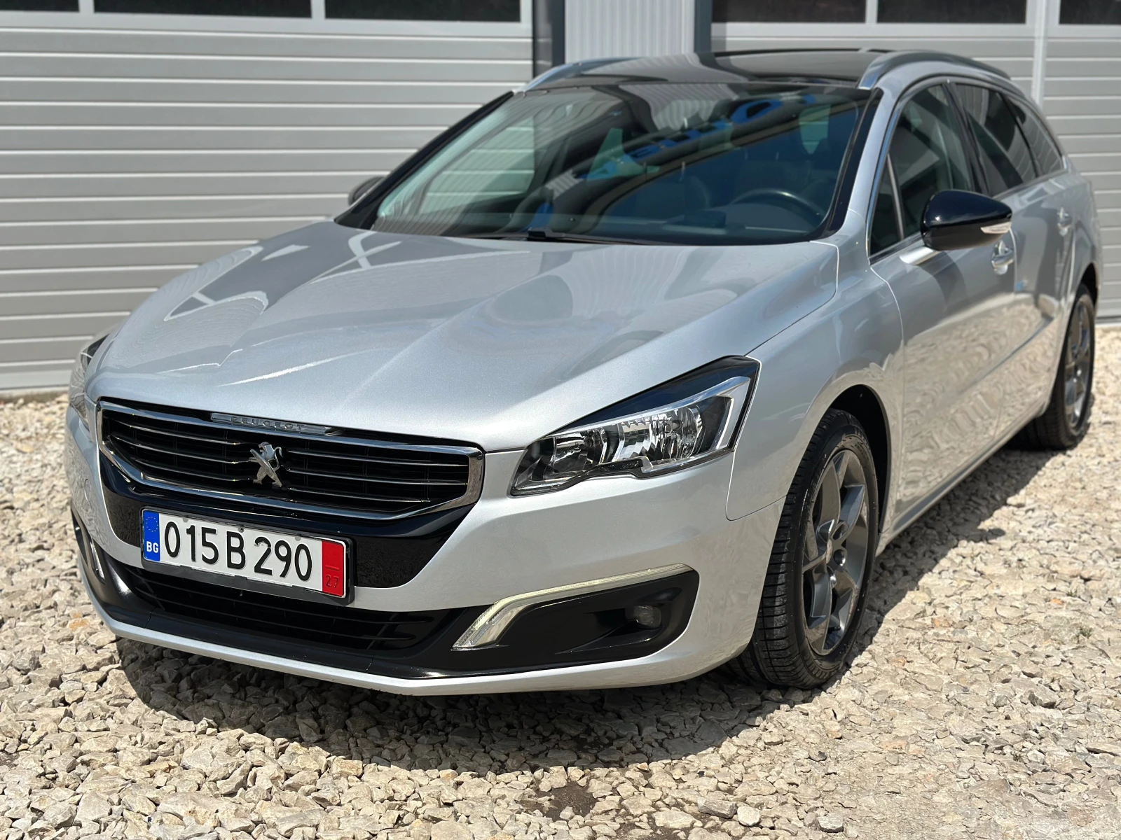Peugeot 508 2.0HDI 180кс ФЕЙСЛИФТ ПАНОРАМА KEYLESS НАВИ, снимка 3 - Автомобили и джипове - 54672318