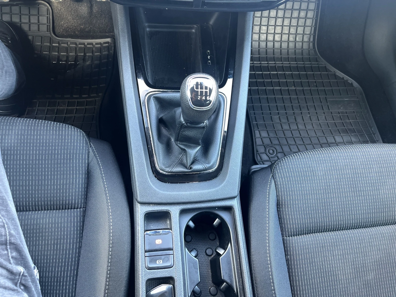 Skoda Octavia 1.5 TSI 6M, снимка 16 - Автомобили и джипове - 54752978