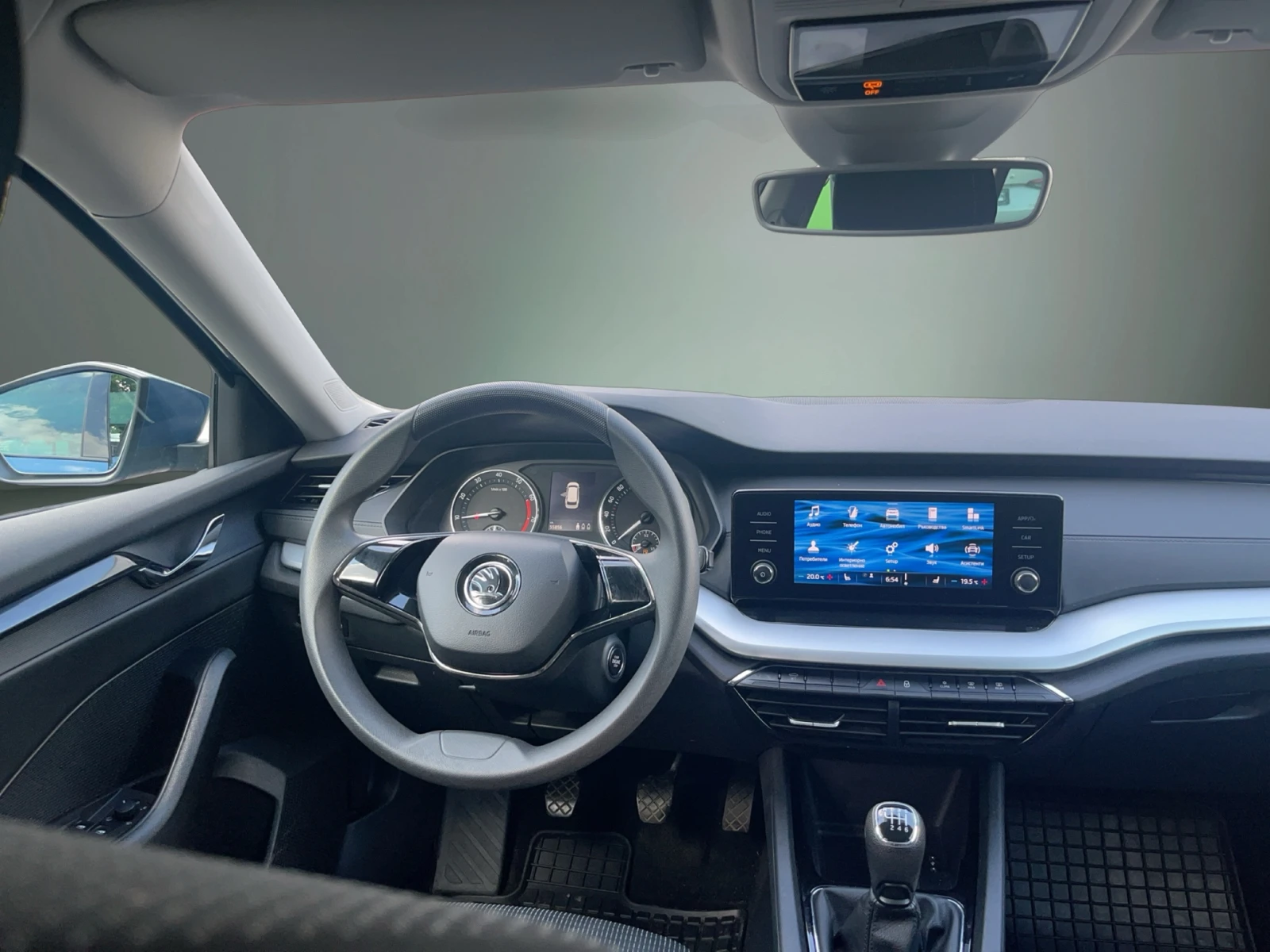 Skoda Octavia 1.5 TSI 6M, снимка 11 - Автомобили и джипове - 54752978
