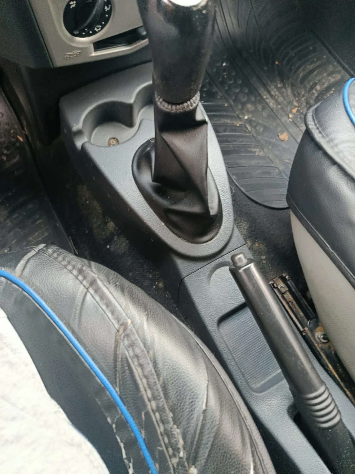 Dacia Logan Бензин/газ, снимка 9 - Автомобили и джипове - 55080947