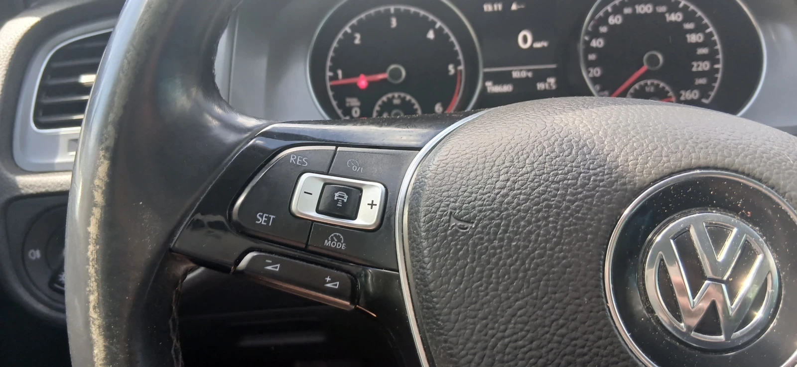 VW Golf, снимка 9 - Автомобили и джипове - 55083993