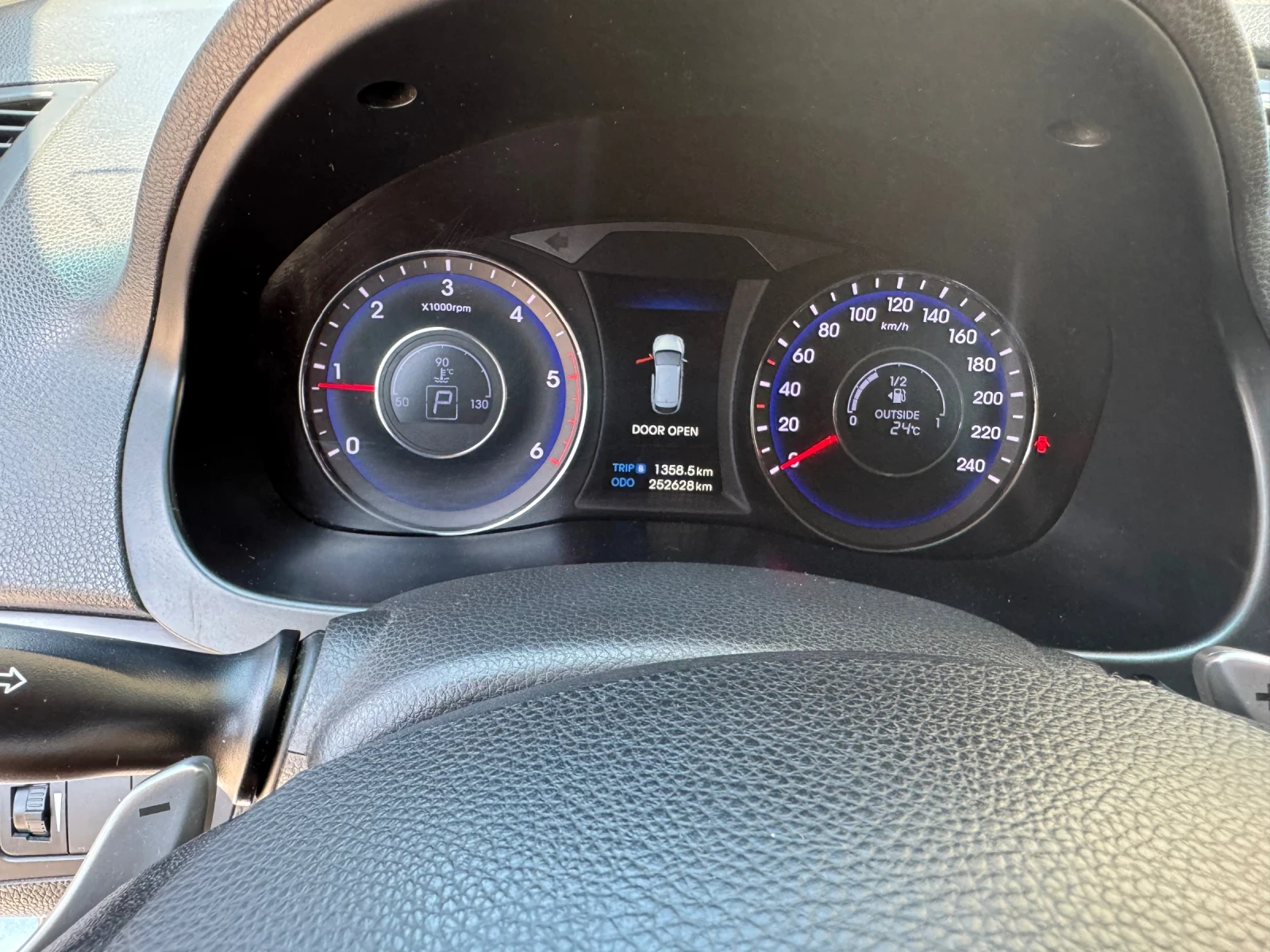 Hyundai I40, снимка 10 - Автомобили и джипове - 55413088
