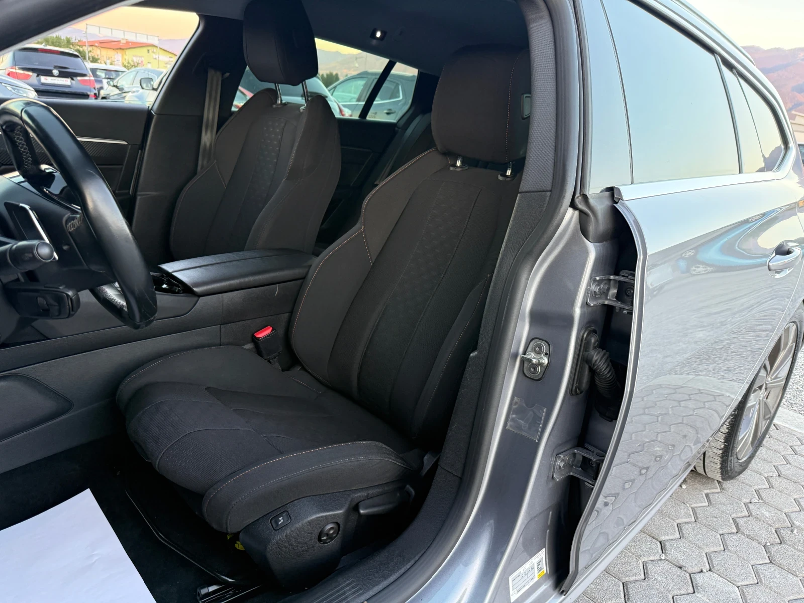 Peugeot 508 1.5 HDI ПЪЛНА СЕРВИЗНА ИСТОРИЯ В ПЕЖО, снимка 9 - Автомобили и джипове - 55729627