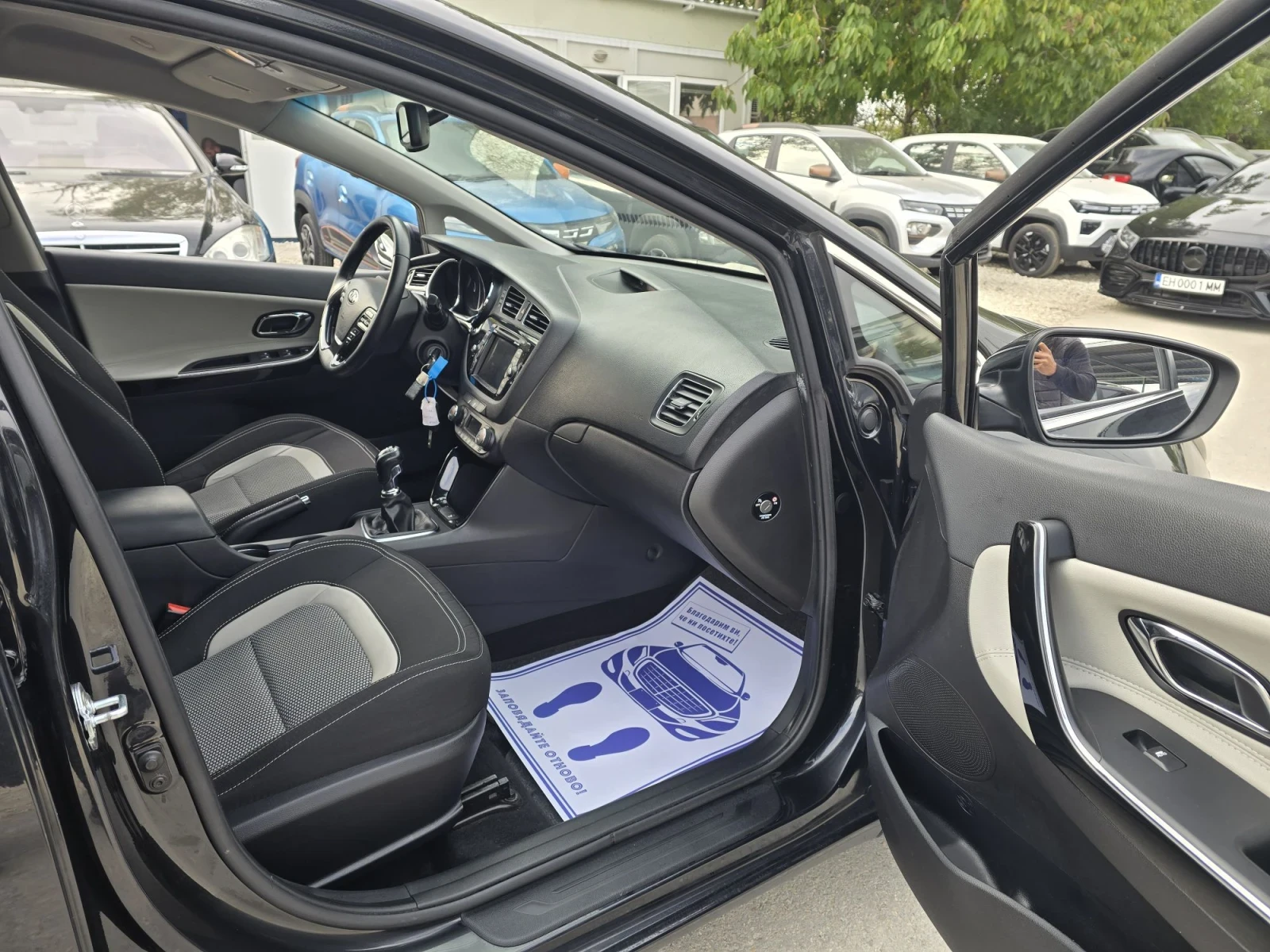 Kia Ceed 1.6D 110к.с Камера Кожа , снимка 13 - Автомобили и джипове - 56220331