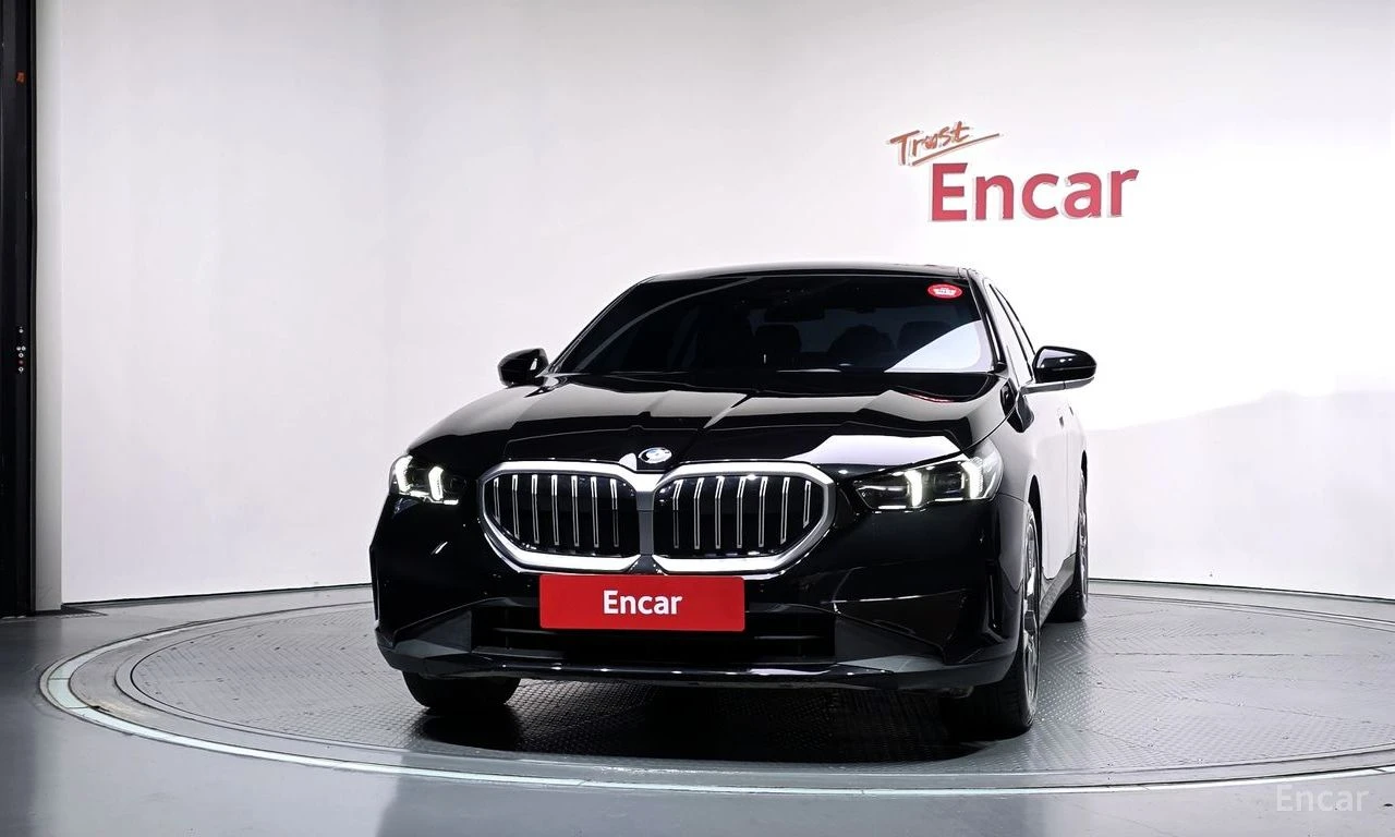 BMW 520 i, снимка 3 - Автомобили и джипове - 56431798