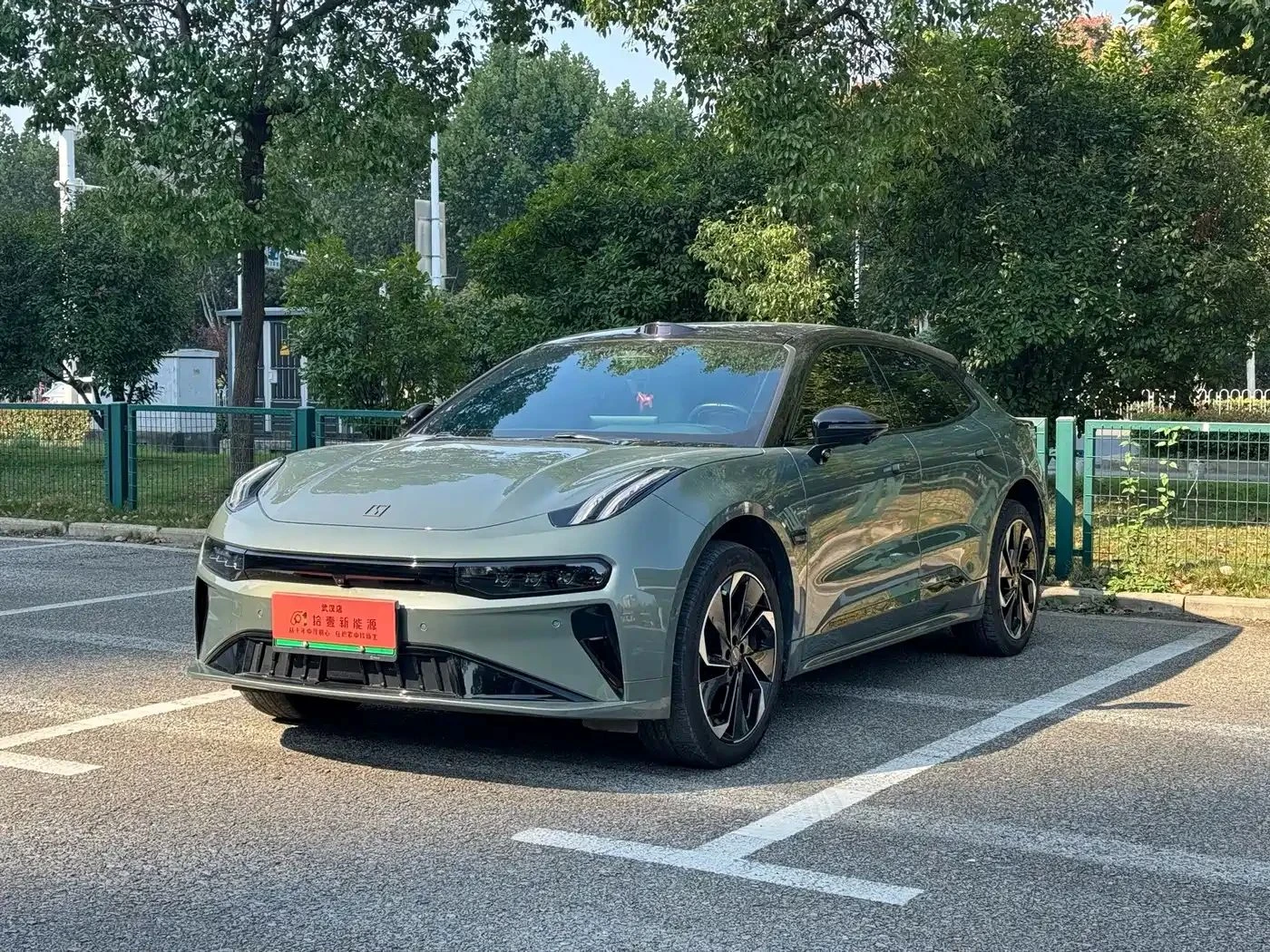 Zeekr 001