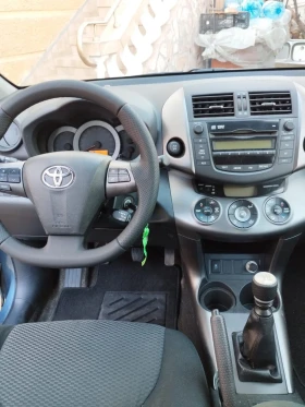 Toyota Rav4 2.0 Crossover 6скорости 158кс, снимка 8