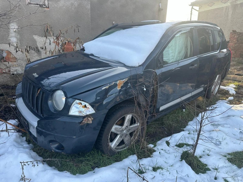 Jeep Compass, снимка 2 - Автомобили и джипове - 48510876