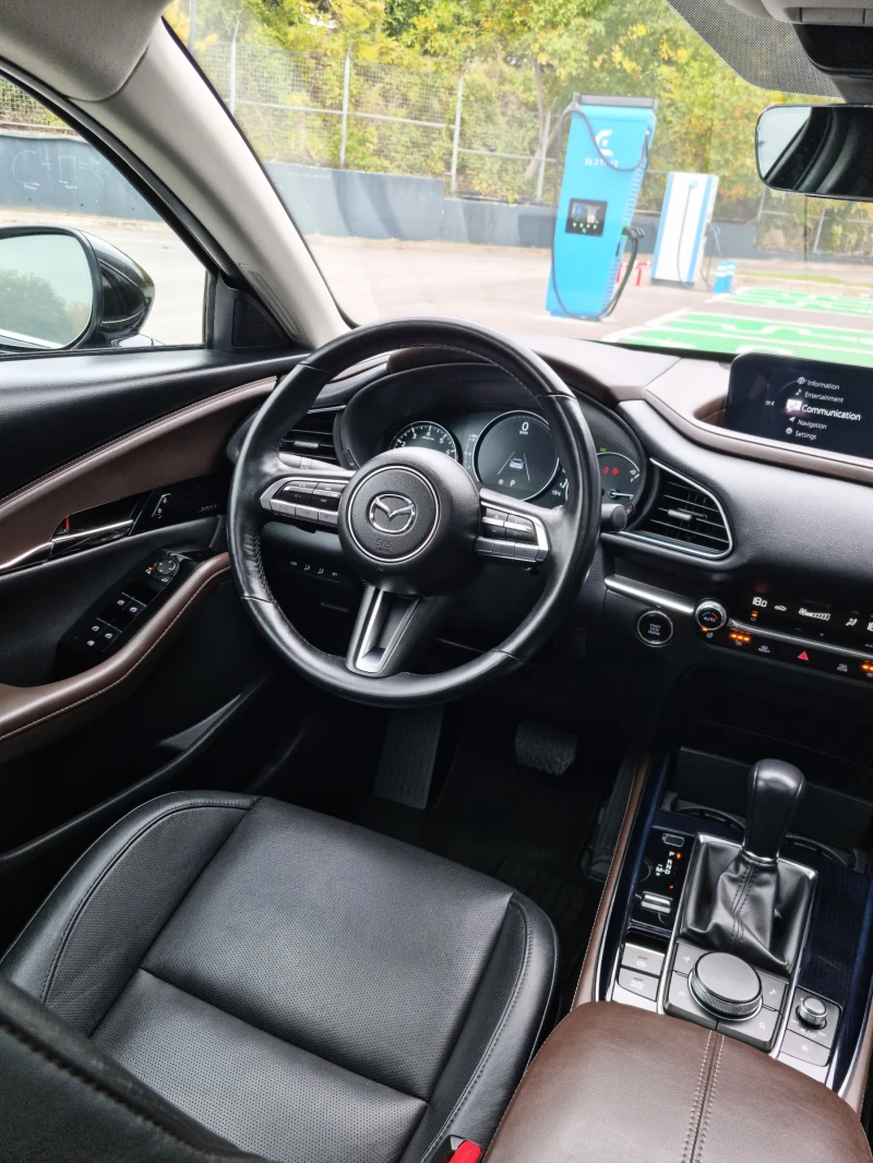 Mazda CX-30 2.5 TURBO AWD Всички Екстри, снимка 11 - Автомобили и джипове - 52060538
