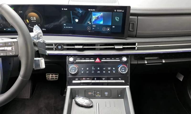 Hyundai Santa fe Gasoline 2.5T 2Wd, снимка 15 - Автомобили и джипове - 52144219