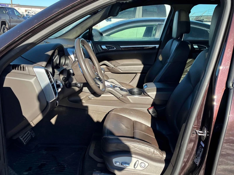 Porsche Cayenne S AWD * ДИСТРОНИК* ОБДУХВАНЕ* 360 КАМЕРА* , снимка 7 - Автомобили и джипове - 53381198