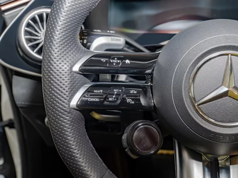 Mercedes-Benz EQE 53AMG 4M HyperScreen PANO Burm Massage Seat Vent, снимка 12 - Автомобили и джипове - 55492210
