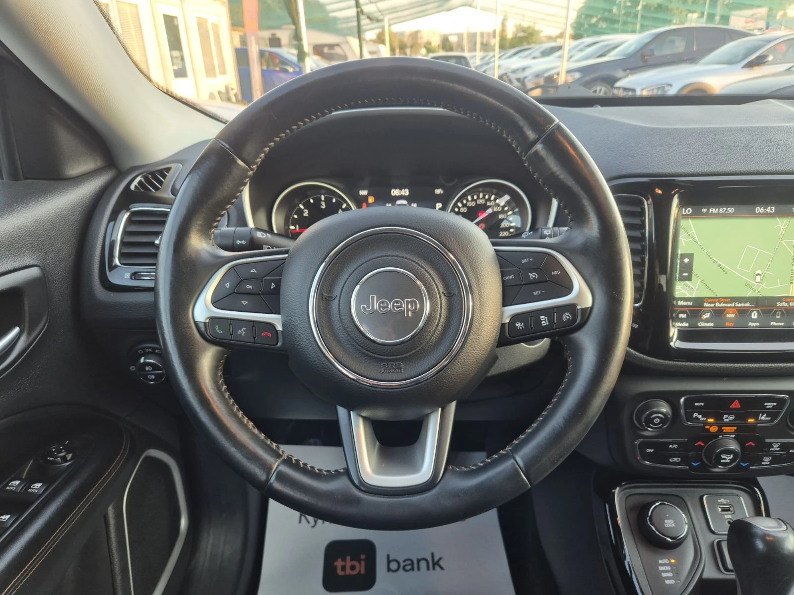 Jeep Compass 2.0D-140кс-LIMITED-4X4 - изображение 9