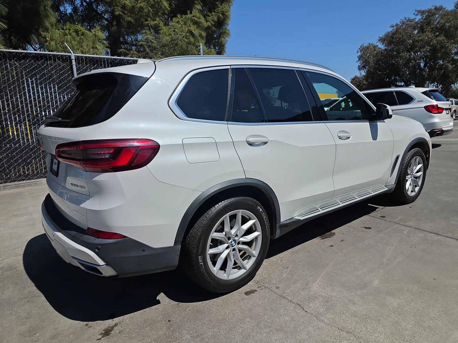 BMW X5 xDrive40i/360 КАМЕР/HEAD UP/ПОДГРЕВ/LANE ASSIST - изображение 6