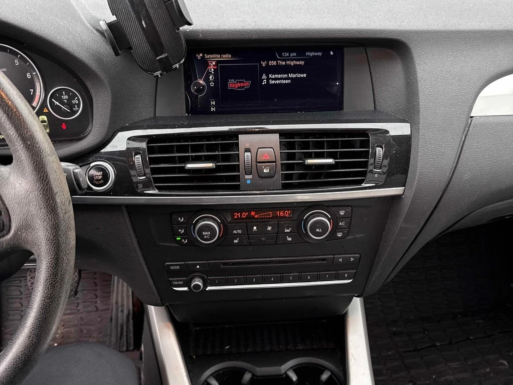 BMW X3 * xDrive28i * CARFAX * БЕЗ ПЪРВОНАЧАЛНА ВНОСКА - изображение 9