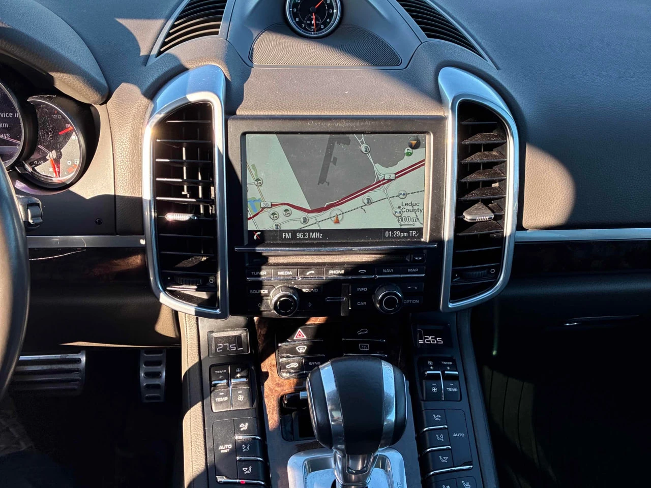 Porsche Cayenne S AWD * ДИСТРОНИК* ОБДУХВАНЕ* 360 КАМЕРА*  - изображение 10