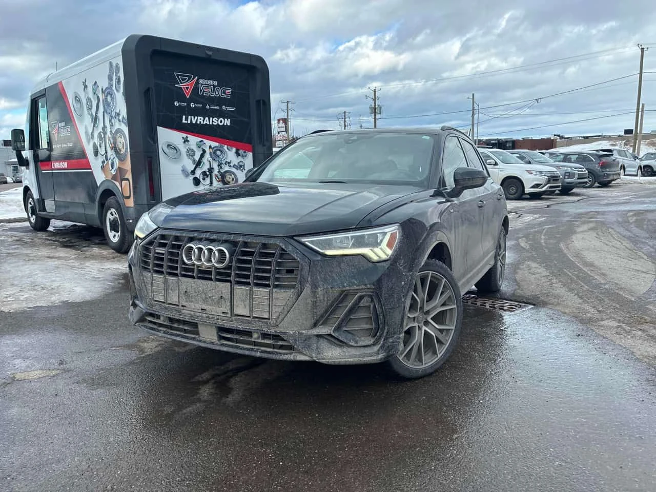 Audi Q3 * TECHNIK * S-LINE* ПОДГРЕВИ* ПАНОРАМА* 