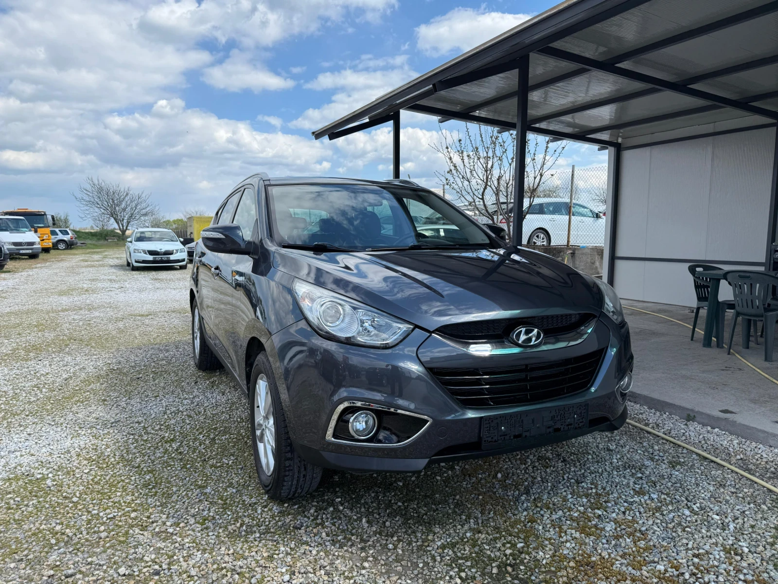 Hyundai IX35 2.0 бензин, снимка 2 - Автомобили и джипове - 54160727