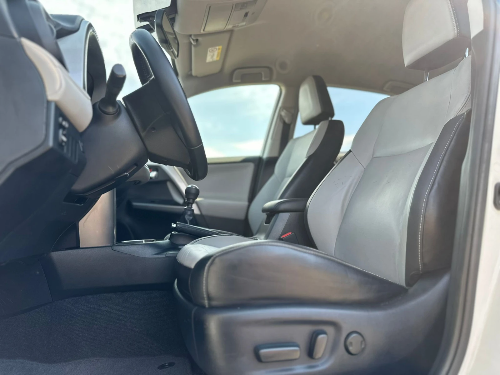 Toyota Rav4 / 2.0D / 143 HP / EURO 6 / TOP /  | Mobile.bg � ����������� 10