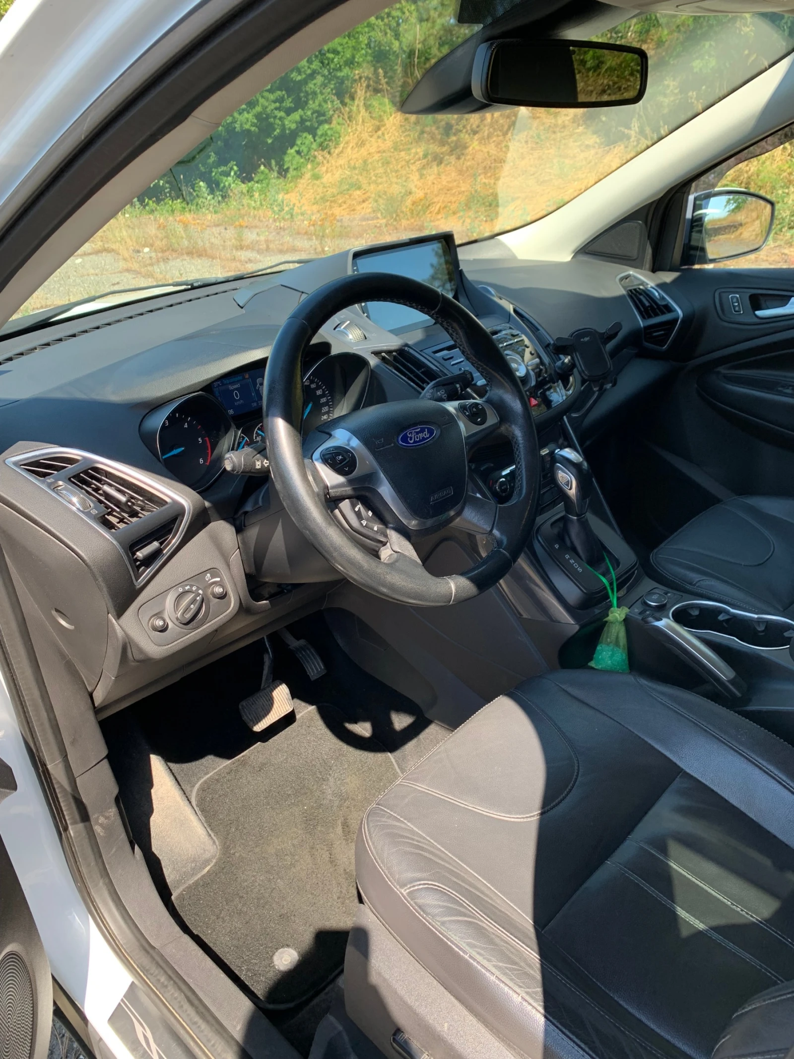 Ford Kuga Titanium, снимка 9 - Автомобили и джипове - 55022279