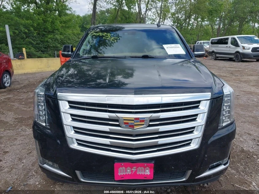 Cadillac Escalade * ESV* PLATINUM* ПАНО* KEYLESS* Camera* ПОДГРЕВ* , снимка 2 - Автомобили и джипове - 55378679