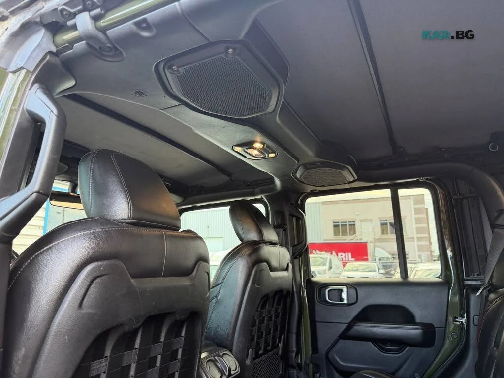 Jeep Gladiator RUBICON* 4X4* ПОДГРЕВ* КАМЕРА* КРАЙНАЦЕНА, снимка 12 - Автомобили и джипове - 56010300