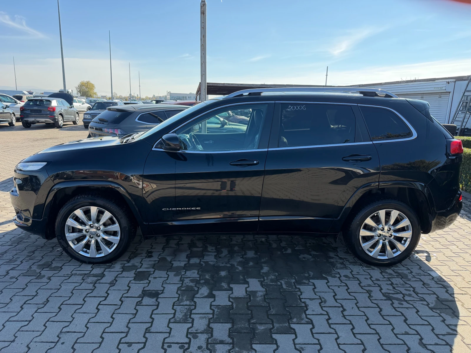 Jeep Cherokee 2.2M-JET 4WD AVTOMAT/NAVI/KOJA/PANORAMA/KAMERA  | Mobile.bg � ����������� 9