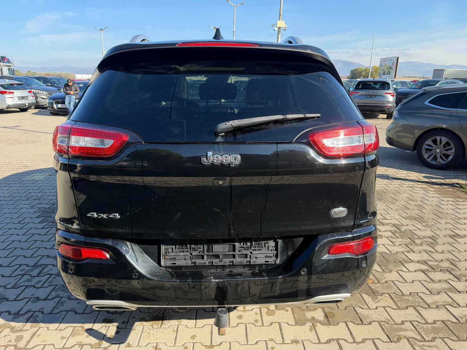 Jeep Cherokee 2.2M-JET 4WD AVTOMAT/NAVI/KOJA/PANORAMA/KAMERA  | Mobile.bg � ����������� 7