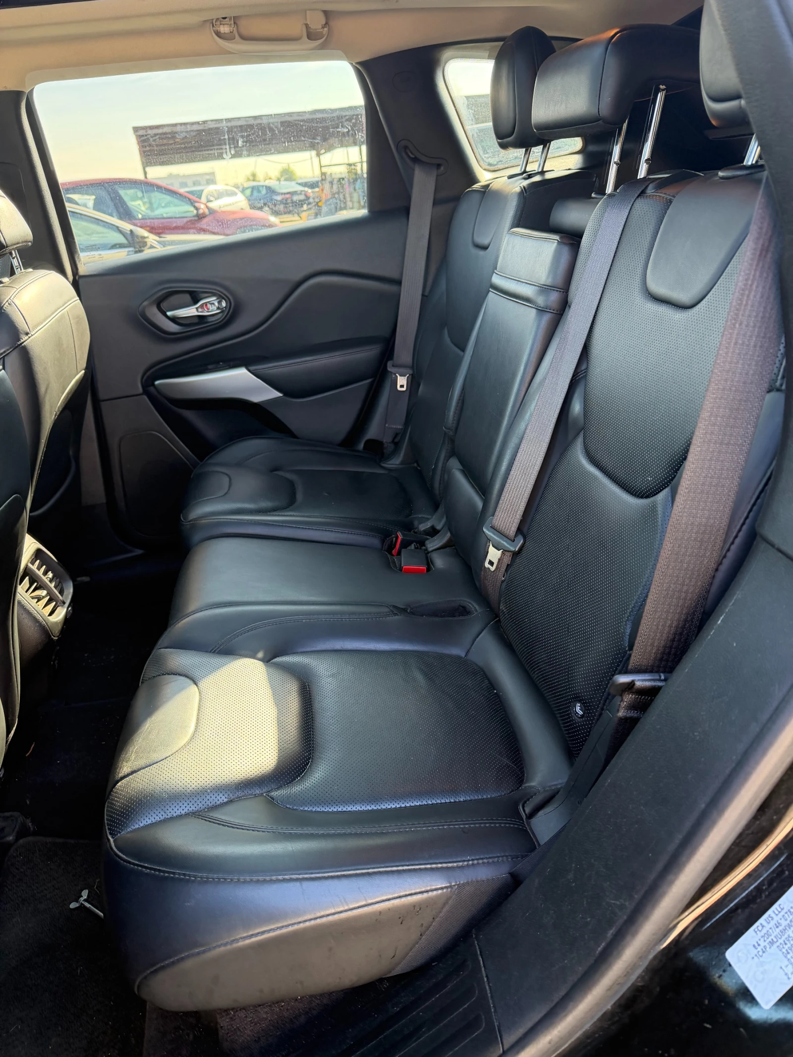 Jeep Cherokee 2.2M-JET 4WD AVTOMAT/NAVI/KOJA/PANORAMA/KAMERA  | Mobile.bg � ����������� 10