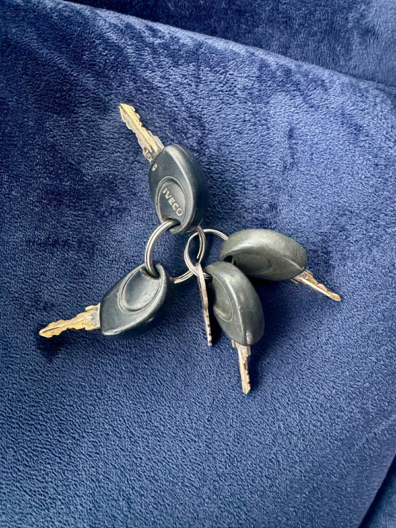 Iveco 35c18 Тристранен самосвал* 180кс* 3.0, снимка 8 - Бусове и автобуси - 53420470