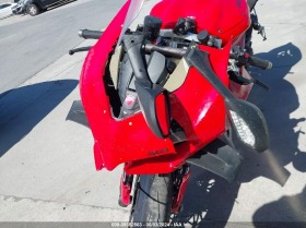 Ducati Panigale V4S, снимка 10