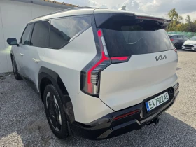 Kia EV9 Land 6s Launch Edition Relaxation (Capt Seats), снимка 4