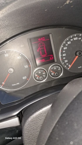 VW Golf Variant Variant - 3200 € / 6258.66 лв. - 23620736 9