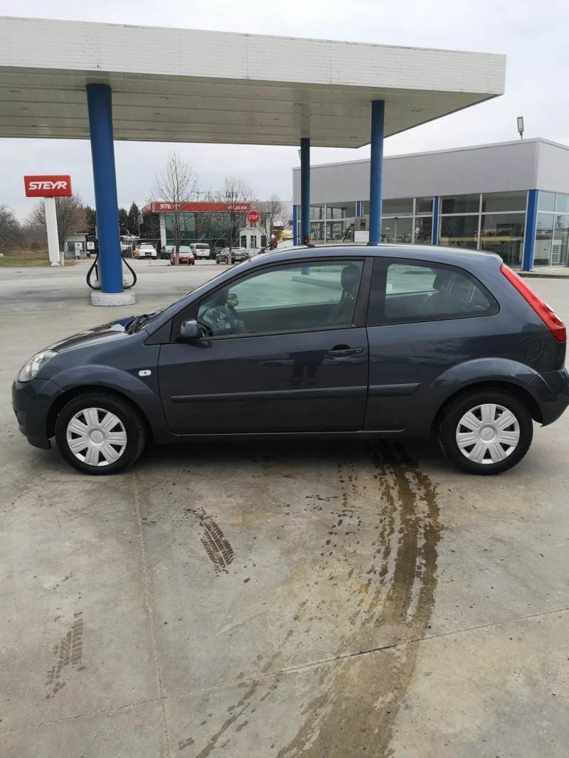 Ford Fiesta, снимка 2 - Автомобили и джипове - 44656287